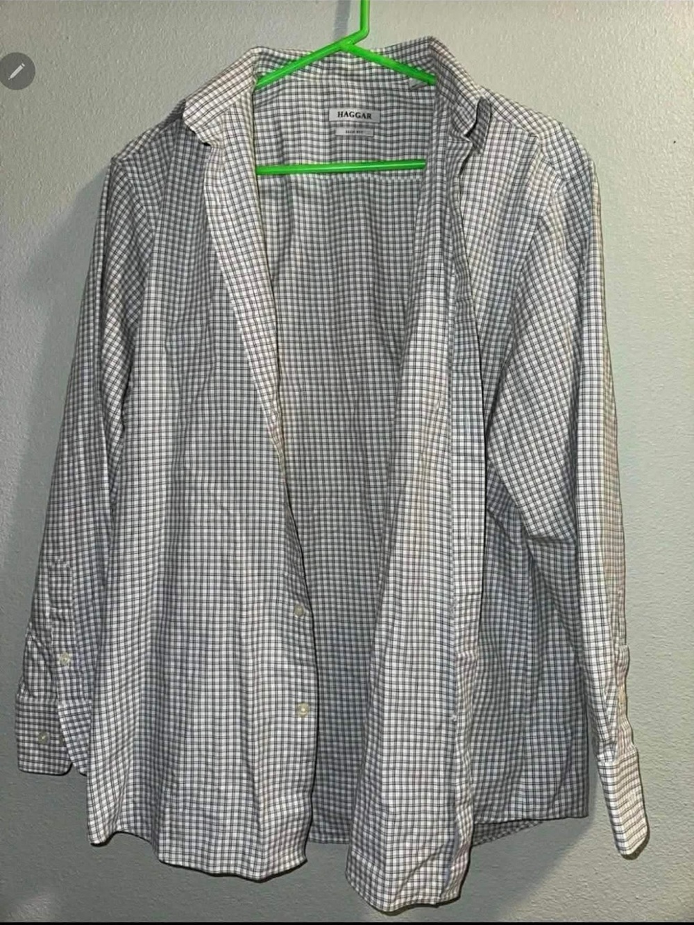 Haggar Men's Gray and White Gingham Dress Shirt